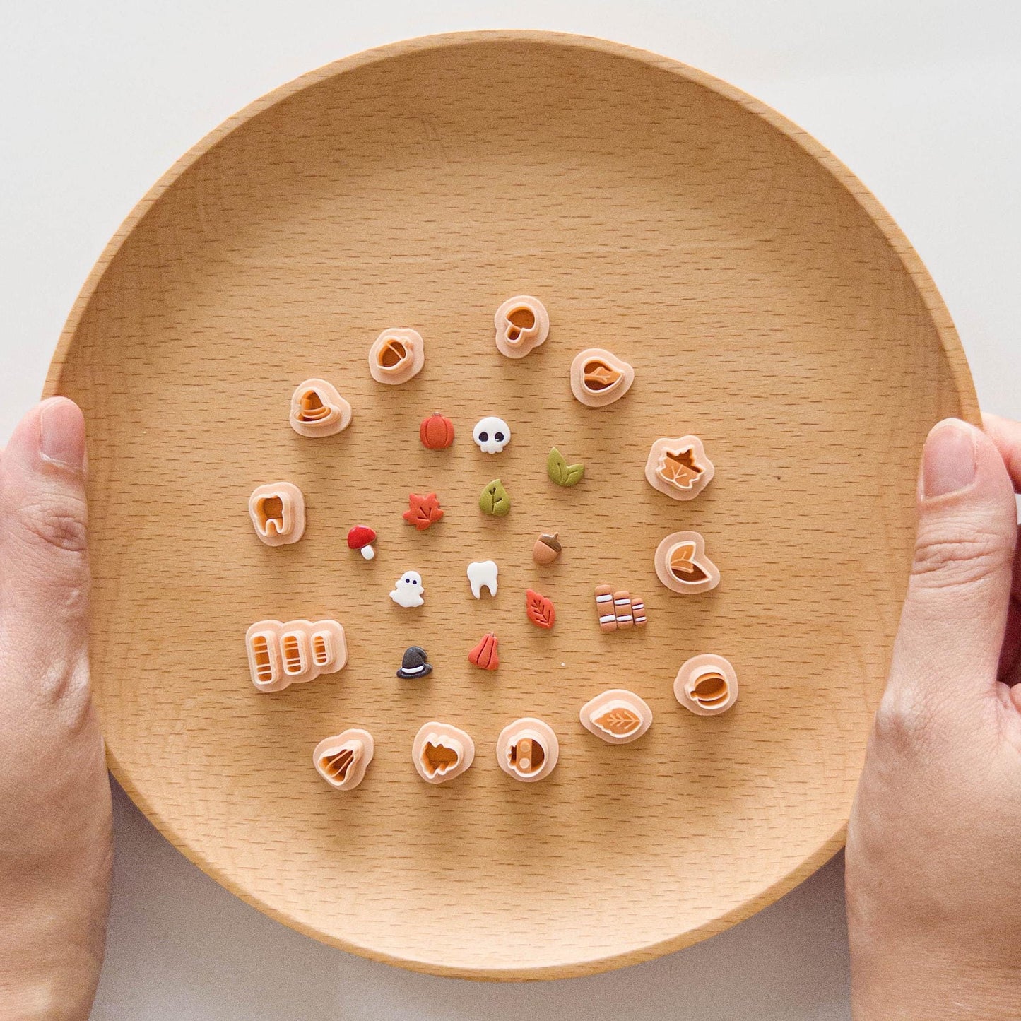 Halloween Bookshelf Polymer Clay Cutter Sets – Mini Accessories & Shelf Designs