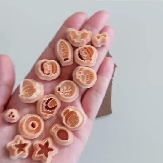 DE90 Etsy video | listing 4403346382 | sha256 ec30fadf3f9fd5e7d2721c1f726e3816fb0b3836f0b6eb2bd44f1f88b88d1039
